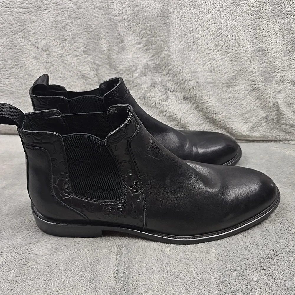 Robert Graham Breton Chelsea Boots Mens Size 9 Black Embossed Skull Roses